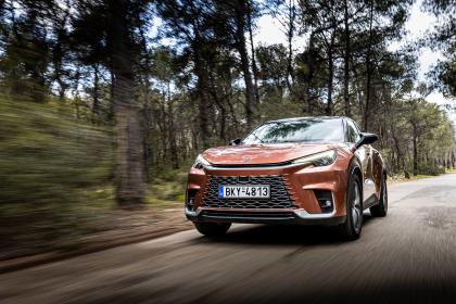 Test: Lexus LBX Hybrid 136Ps